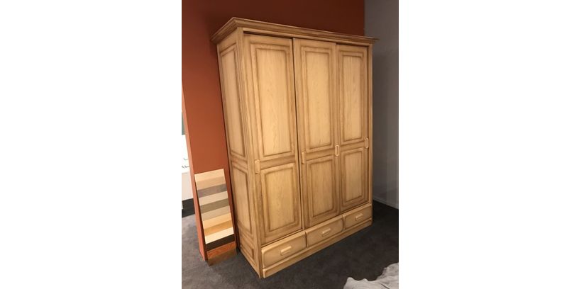 (Showroommodel) Linnenkast Denise