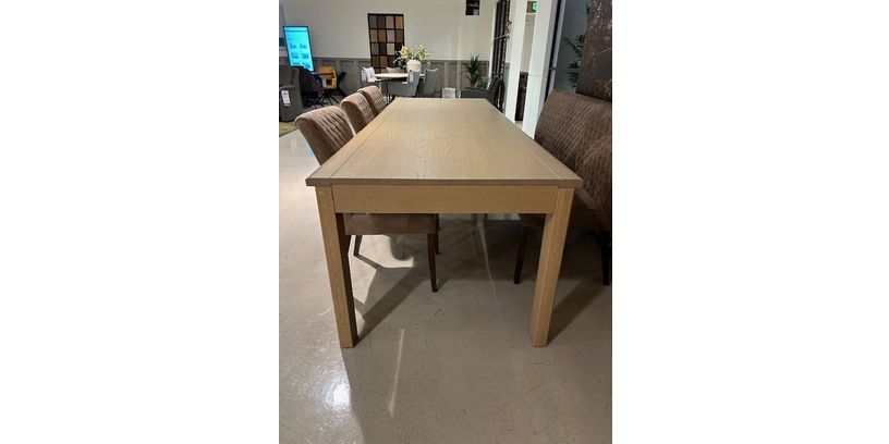 (Showroommodel) Uitschuiftafel Sophy