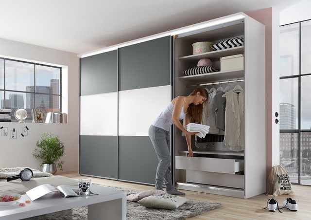 Zweefdeurkast All Inclusive