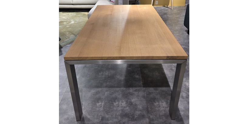 (Showroommodel) Seuren Eettafel Sidney Eiken