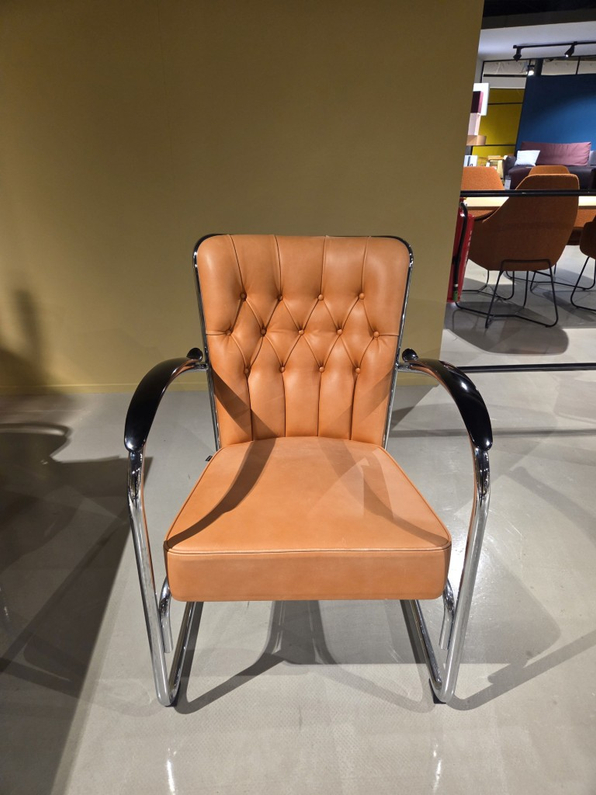 (Showroommodel) Dutch Original Fauteuil Gispen 412