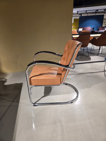 (Showroommodel) Dutch Original Fauteuil Gispen 412