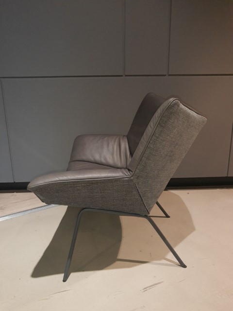 (Showroommodel) Label Fauteuil Gustav