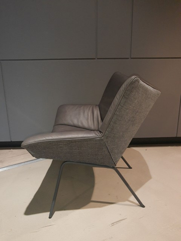 (Showroommodel) Label Fauteuil Gustav