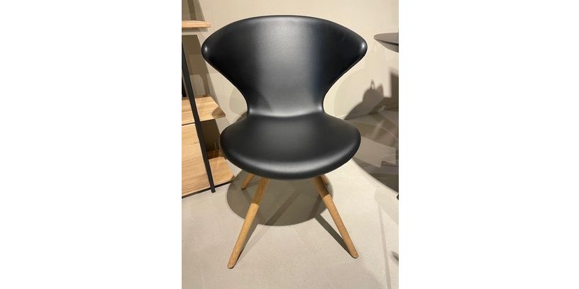 (Showroommodel) Tonon Stoel Concept Zwart