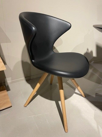 (Showroommodel) Tonon Stoel Concept Zwart