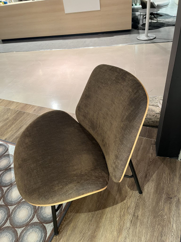 (Showroommodel) Pode Fauteuil Nihan