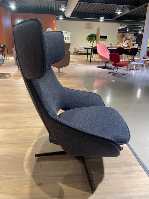 (Showroommodel)Artifort Draaifauteuil Kalm Comfort