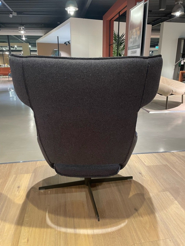 (Showroommodel)Artifort Draaifauteuil Kalm Comfort