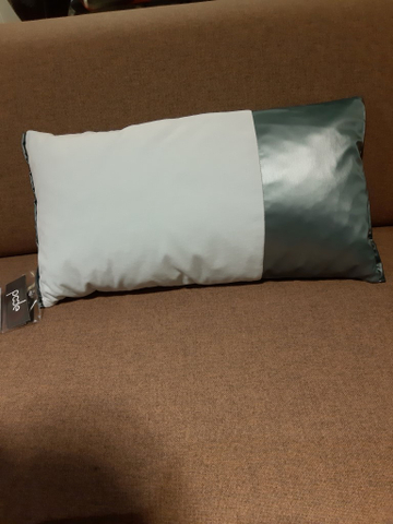 (Showroommodel) Pode Kussen Shadow Mulberry