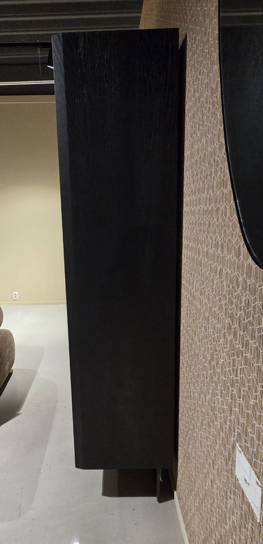 (Showroommodel)Hulsta Vitrinekast Persis Antraciet