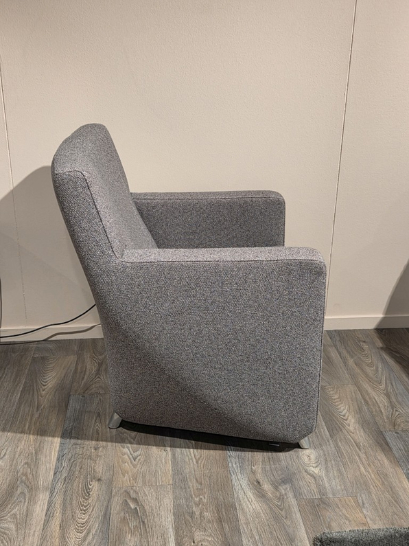 (Showroommodel)EvidenceByLeolux Fauteuil Dolcinea 