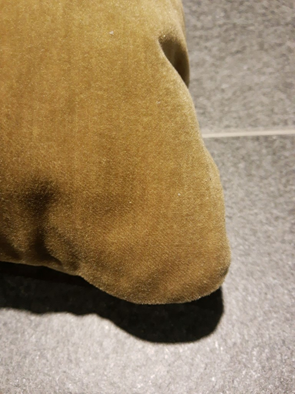 (Showroommodel) Leolux Cosy Cushion Stitch