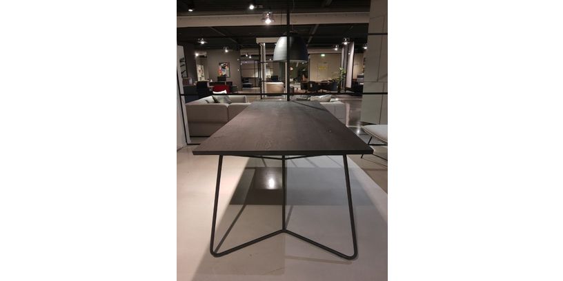 (Showroommodel) Jess Design Tafel Charles