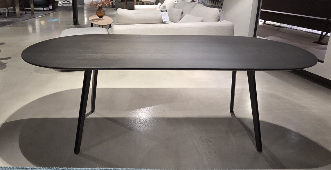 (Showroommodel)Qliv Tafel On Top