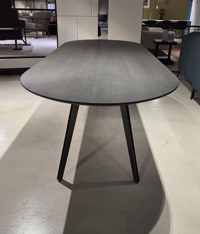 (Showroommodel)Qliv Tafel On Top