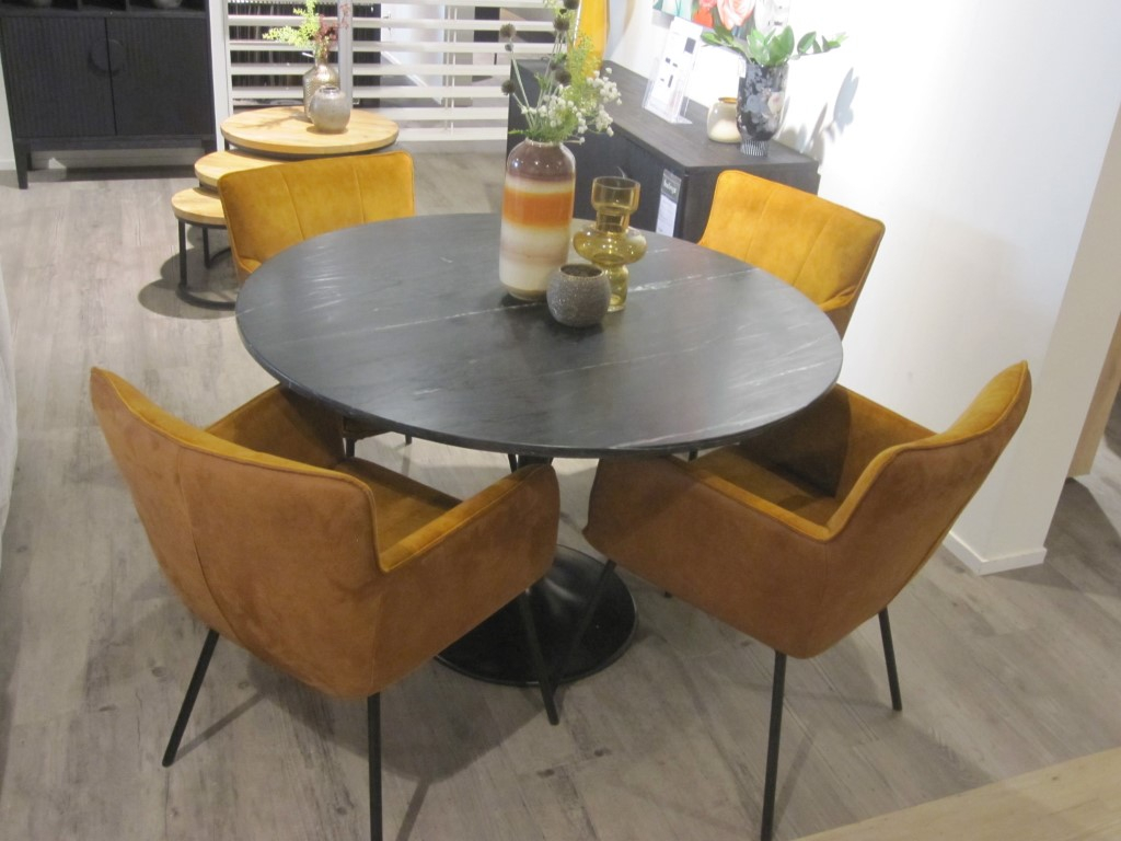 (Showroommodel) Feelings Eettafel Marble