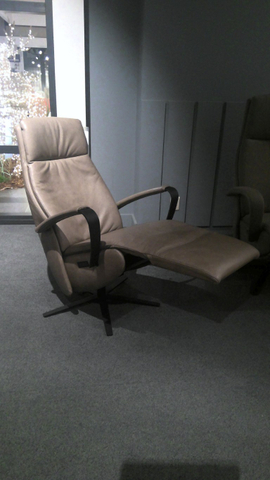 (Showroommodel) Relaxfauteuil Twilla 218N S Taupe