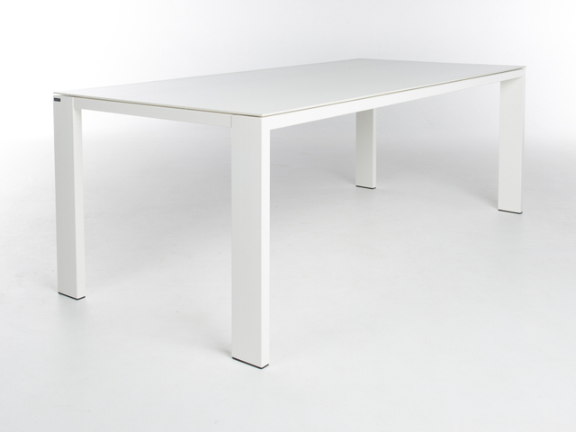 Bert Plantagie Eettafel Edge 