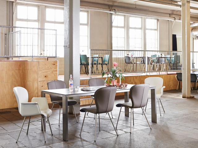 Bert Plantagie Eettafel Edge 