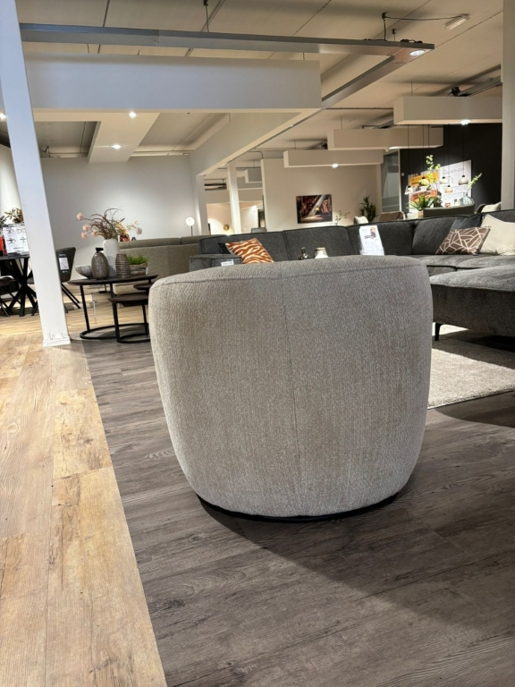 (Showroommodel)Draaifauteuil Gaudenzi Ecru