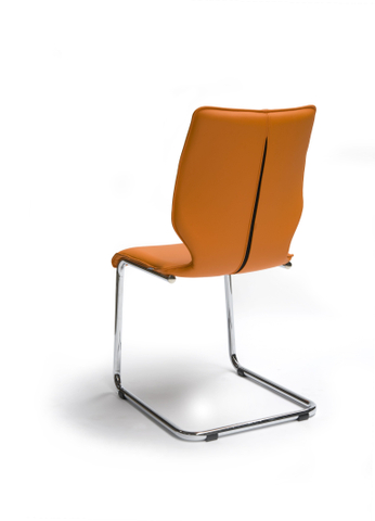 Bree's New World Stoel Luna