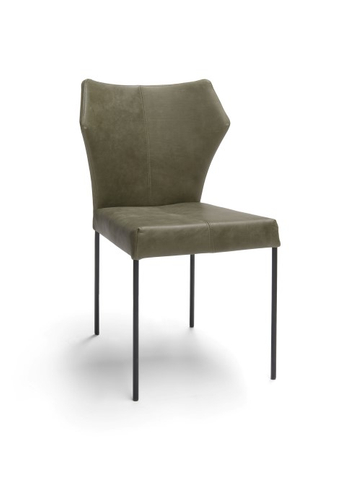 Bree's New World Stoel Fly