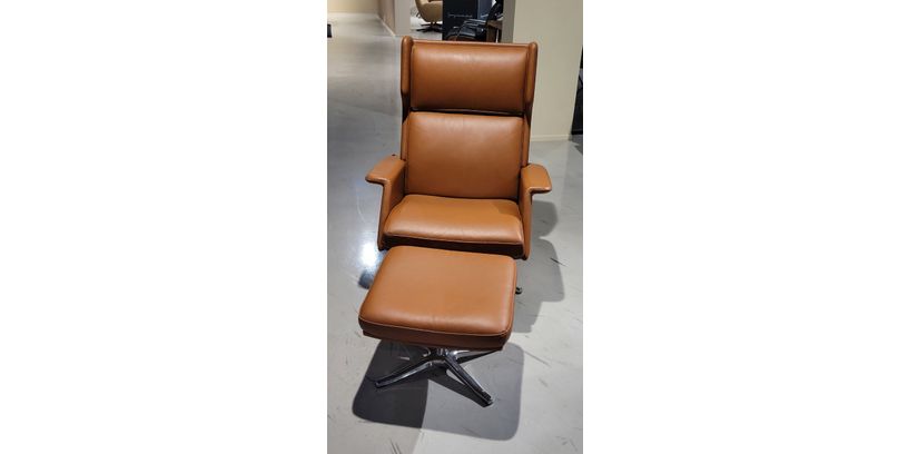 (Showroommodel) Fauteuil Odense + Poef 