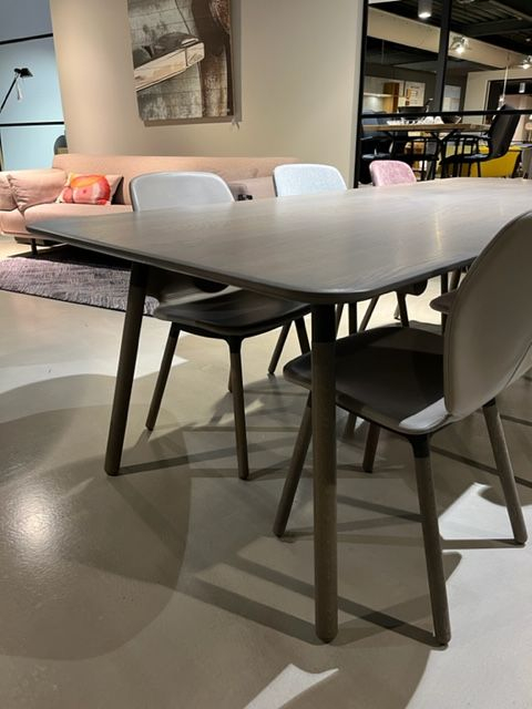 (Showroommodel) Eyye Eettafel Sving