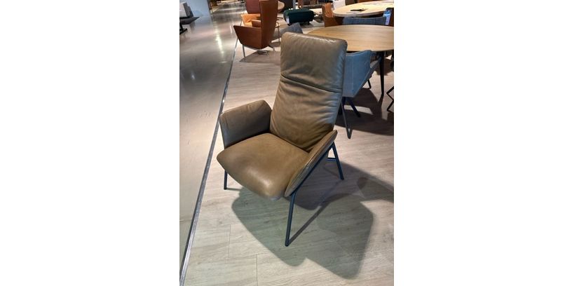 (Showroommodel) Label Fauteuil Easy Olive