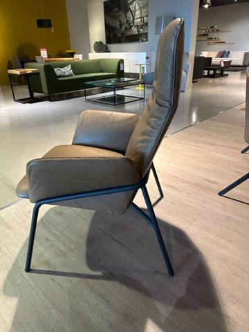 (Showroommodel) Label Fauteuil Easy Olive