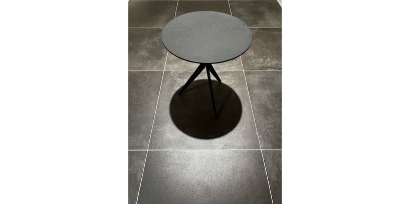 (Showroommodel) Montel Bijzettafel Tripod Hoog