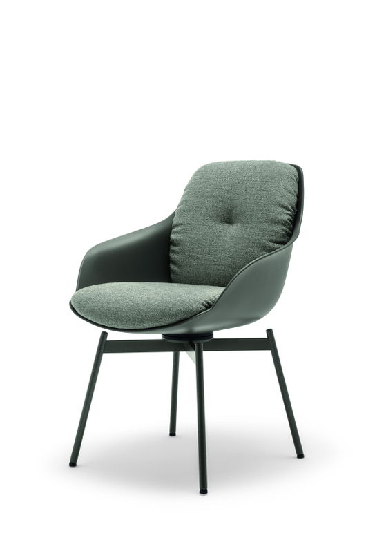 Rolf Benz Armstoel 600