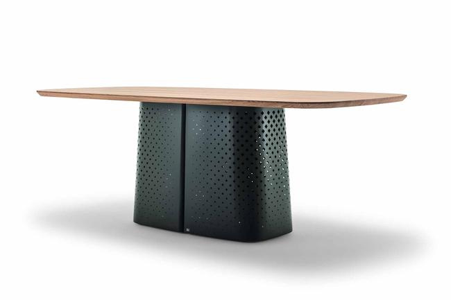 Rolf Benz Eettafel 929 