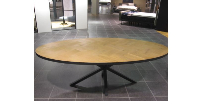 (Showroommodel) Eettafel Tablo Ovaal