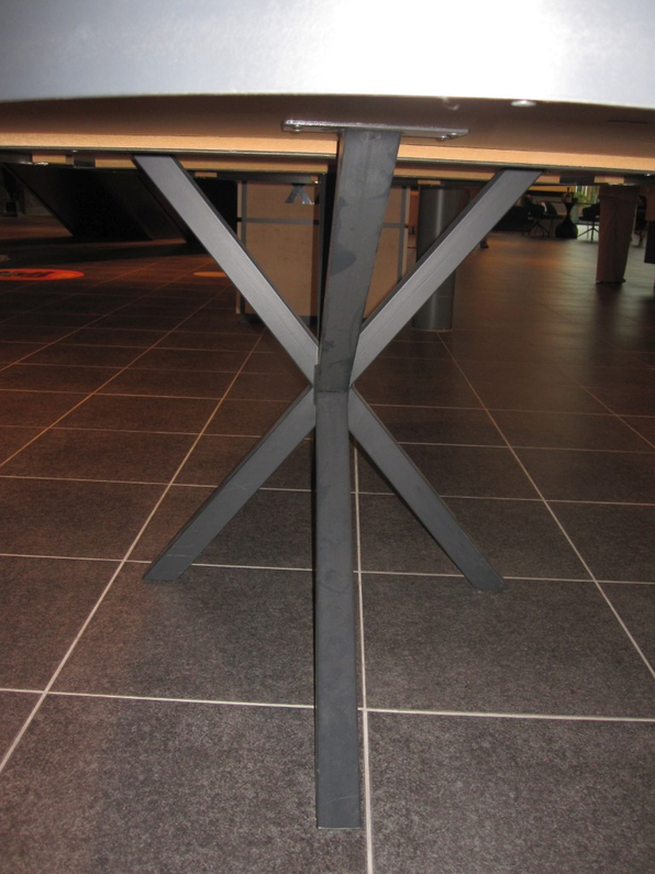 (Showroommodel) Eettafel Tablo Ovaal