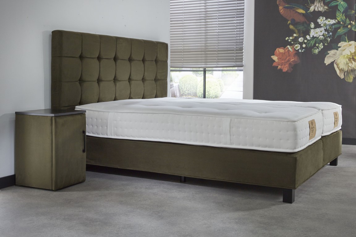 Merens Boxspring De With   
