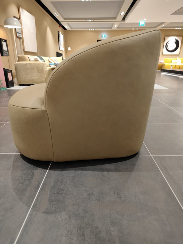 (Showroommodel) Montel Fauteuil Wave Olive