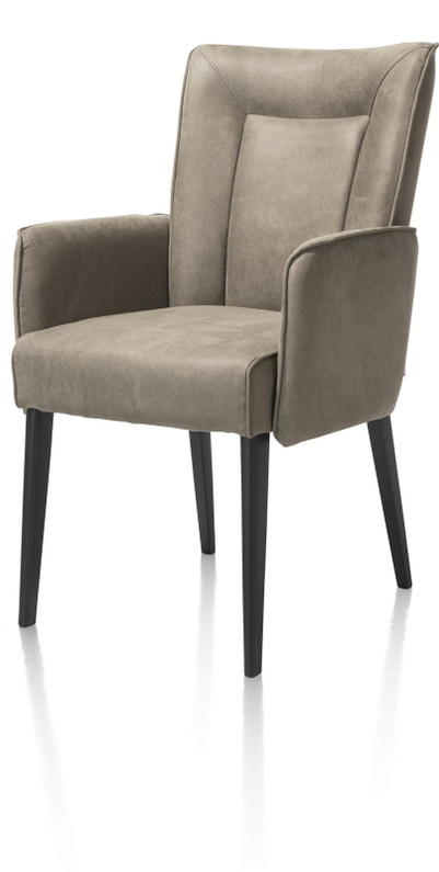 Henders & Hazel Armstoel Olivera