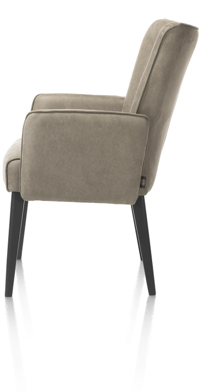 Henders & Hazel Armstoel Olivera