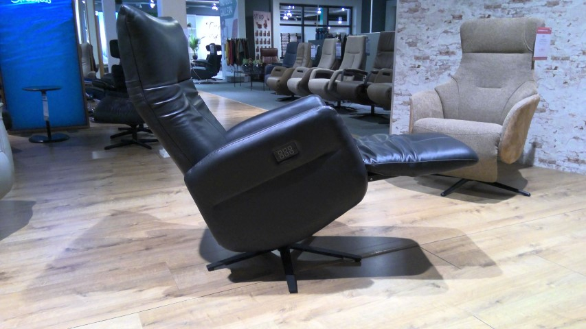 (Showroommodel)Relaxfauteuil Marlynn Black