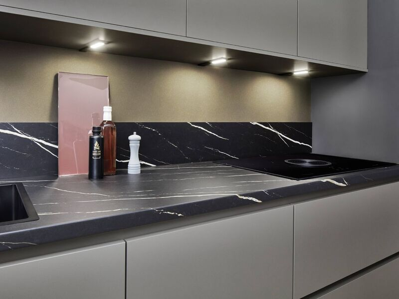 Keukendepot Keuken Met Kastenwand KD37