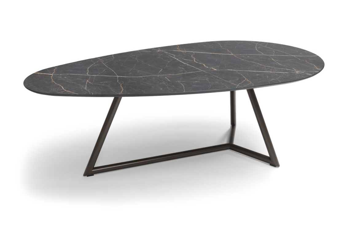 Bree's New World Eettafel Druppel Thunder