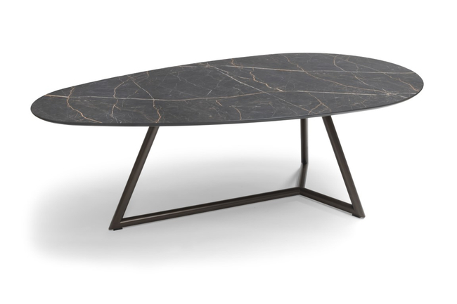 Bree's New World Eettafel Druppel Thunder