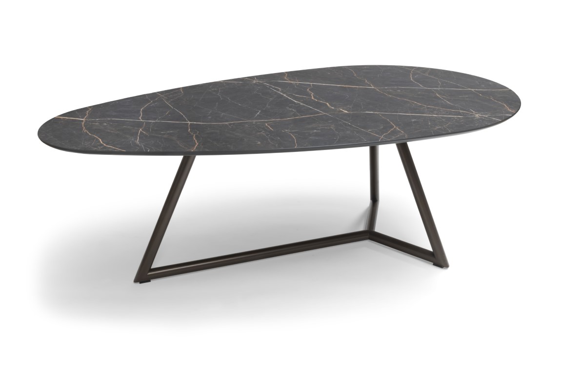 Bree's New World Eettafel Druppel Thunder