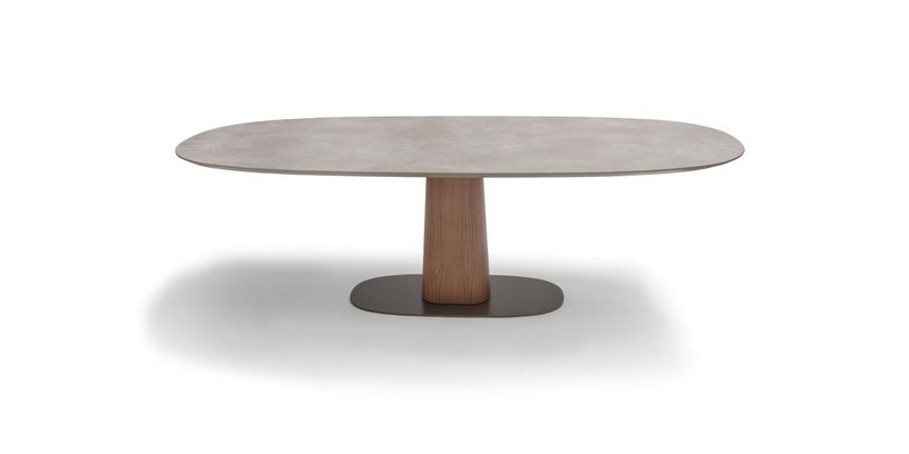 Bree's New World Eettafel Storq