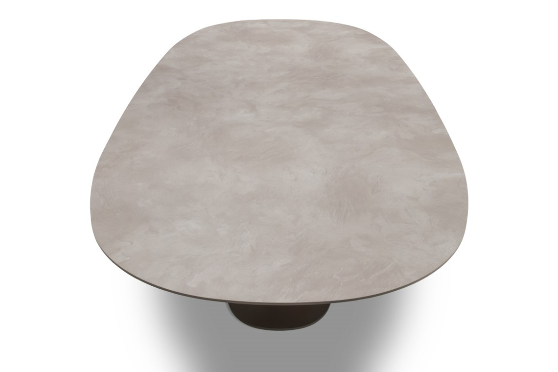 Bree's New World Eettafel Storq