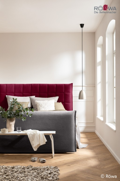 Ledikant Scalea gestoffeerd