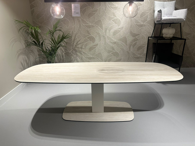 (Showroommodel)Montel Eettafel Yuno