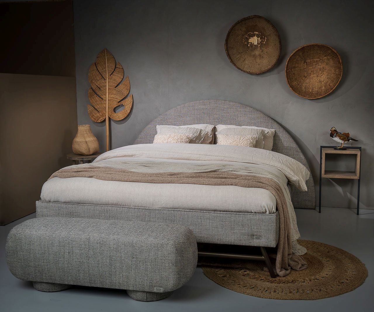 Steel & Stockings Ledikant Babel